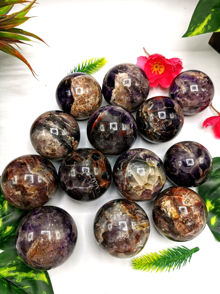 Amethyst Stone Sphere - A Gateway to Inner Peace, Healing and Spiritual Enlightenment | 1.8 inches diameter and 140 gms (0.31 lb)