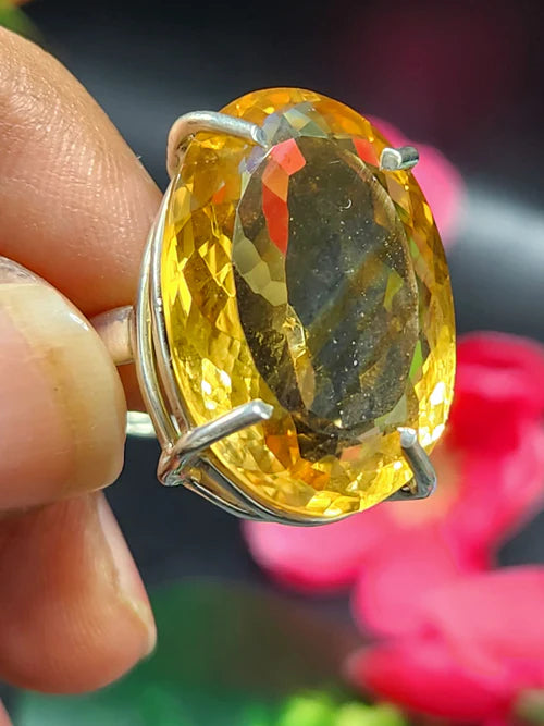 How to Use Citrine To Attract Money and Abundance