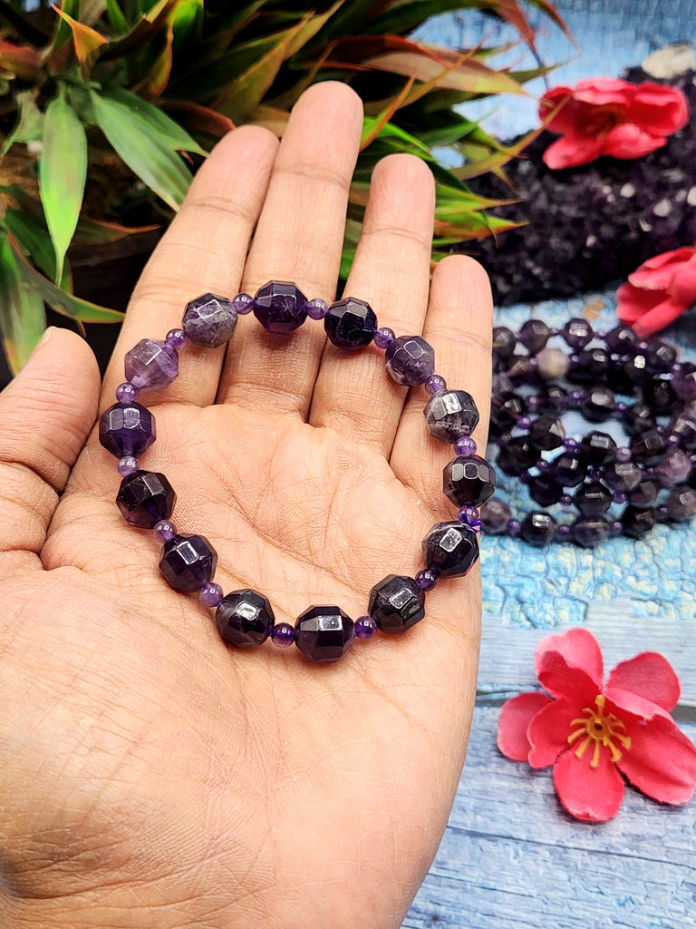 Amethyst Hexagonal Beads Bracelet - Harmonizing Beauty and Spiritual Resonance