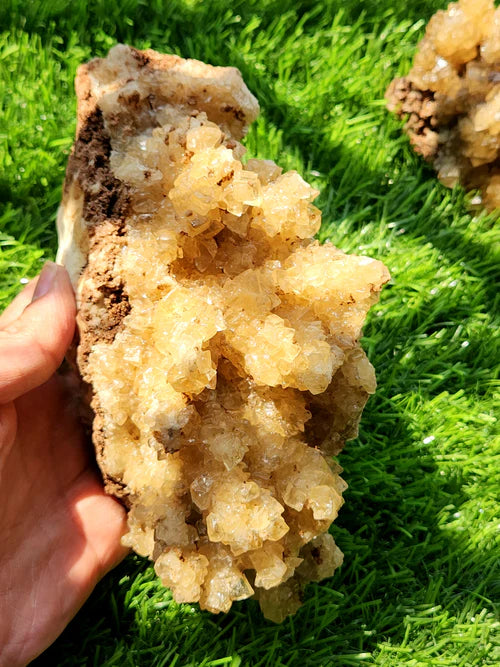 Yellow Calcite: Meanings, Healing Properties, Benefits & Important Facts