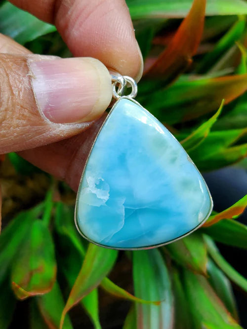 Important Facts About Larimar Stone