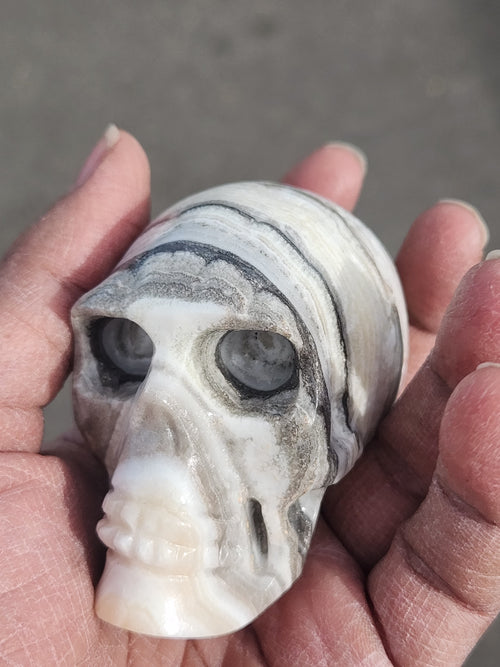 Zebra Onyx Skull Carving: A Fusion of Art, Symbolism, and Spiritual Significance | Crystal Decor | Crystal Healing