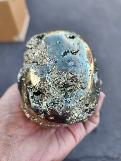 Pyrite Druzy Skull Carving: A Symbol of Power, Transformation, and Spiritual Insight | Crystal Crafts - Weight 1600 gms and 5 inches