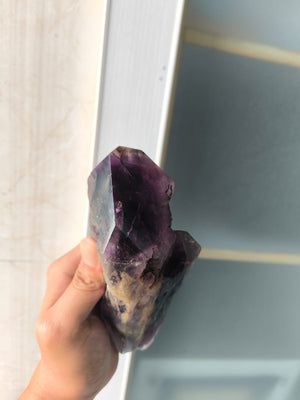 Amethyst Point: Embrace Tranquility For Home Decor and Spiritual Harmony | Crystal Healing | Reiki | Gemstone Points