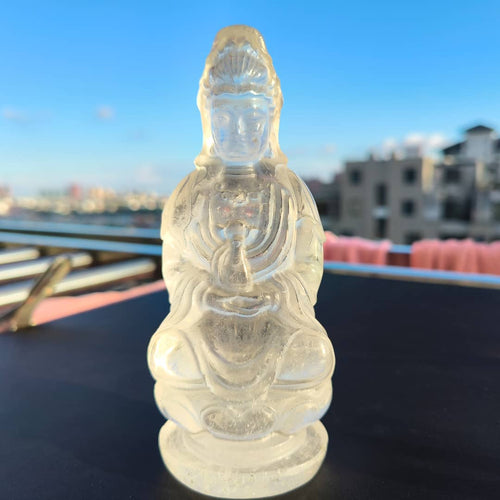 Kwan Yin Carving in Clear Quartz is Perfect for Home Decor | Reiki/Chakra/Healing/Energy | Guanyin | Avalokiteshvara