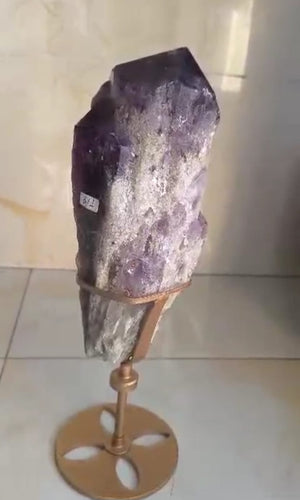 Natural Amethyst Point: Enhancing Home Decor, Crystal Healing and Spiritual Aura | Gemstone Point