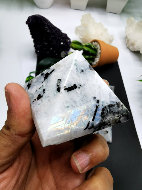 Moonstone Pyramid - Energy/Reiki/Crystal Healing - 136 gms - ONE PIECE ONLY - Shwasam