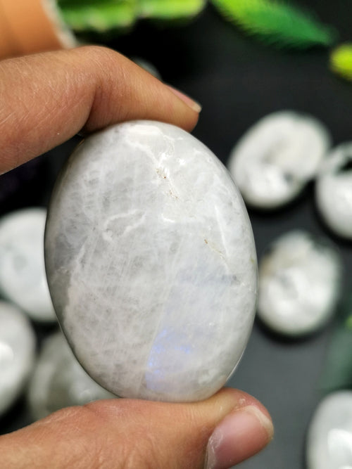 Set of 10 Moonstone palm stones  - crystal/chakra/reiki/healing - 440 gms weight
