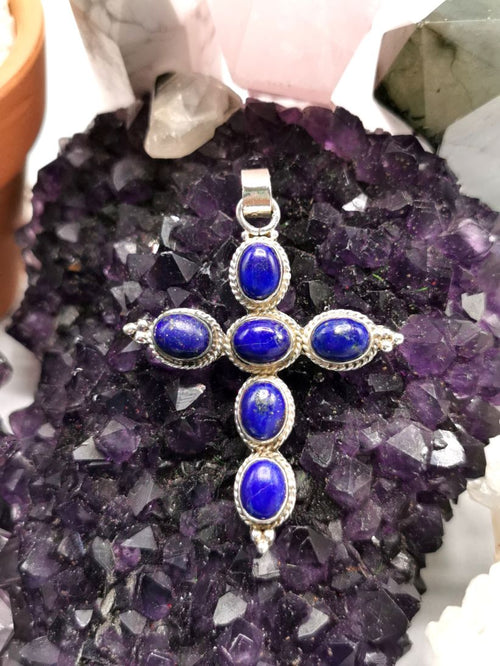Elegant Cross shaped lapis lazuli pendant in 925 sterling silver | gem