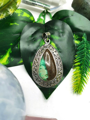 Silver Pendant with genuine Chrysoprase stone | gifts for her | gifts for girlfriend | gifts for mom daughter sister - Shwasam