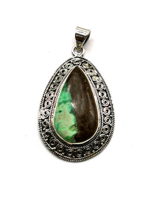 Silver Pendant with genuine Chrysoprase stone | gifts for her | gifts for girlfriend | gifts for mom daughter sister - Shwasam