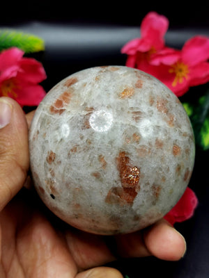 Natural sunstone stone sphere/ball - Energy/Reiki/Crystal Healing - 2.5 inches (6.25 cms) diameter and 390 gms - ONE PIECE ONLY