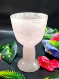 Beautiful crystal wine glass in rose quartz stone - ONLY 1 PIECE