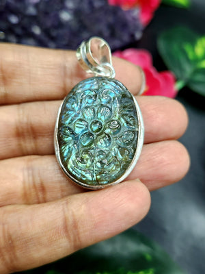 Labradorite Floral Carving Oval Pendant - Unraveling the Enigmatic Beauty of Labradorite